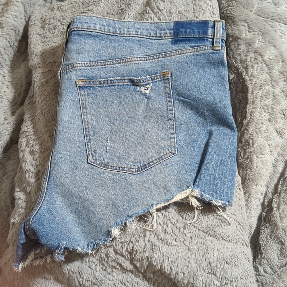 High Rise Distressed Mom Shorts - Picture 8 of 9